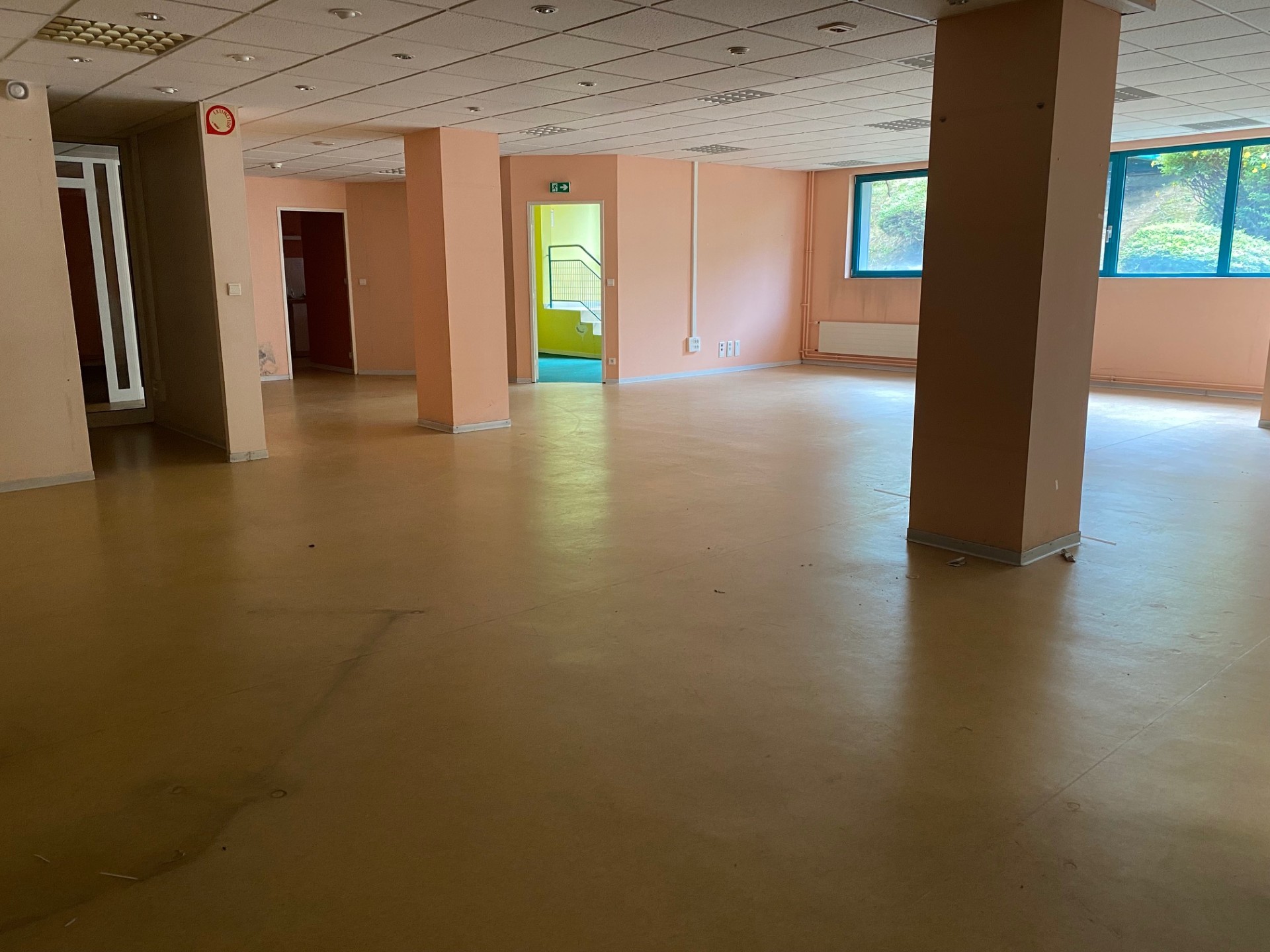 Photo décrivant le bien Ensemble De Bureaux à Vitry (51)