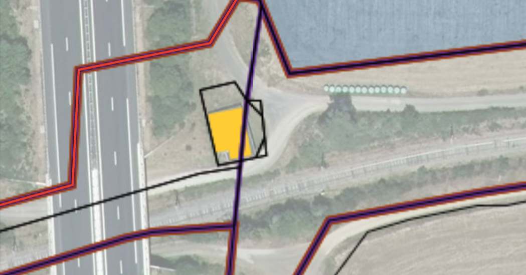 Photo décrivant le bien Maison De Garde-barrière à Ruynes En Margeride