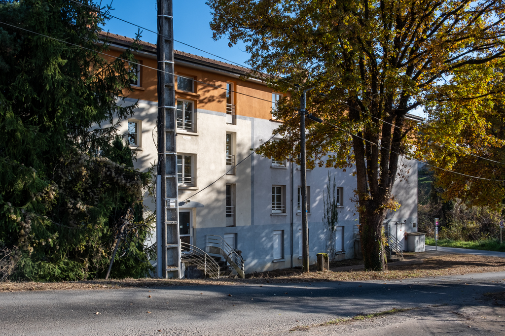 Photo décrivant le bien Immeuble De Logements