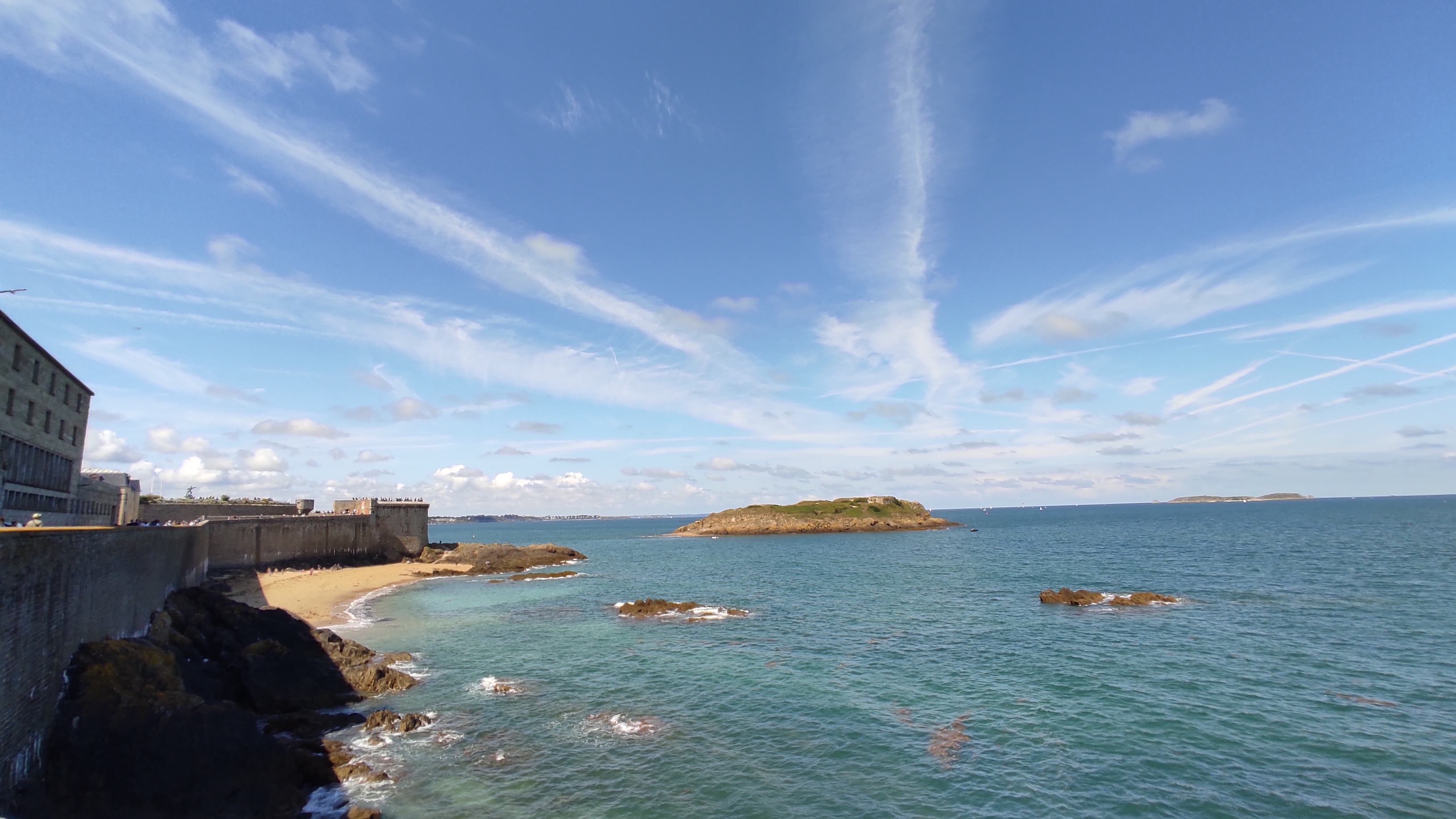 Photo décrivant le bien A Vendre: Bien D'exception - Saint Malo Intra Muros - Vue Mer Exceptionnelle