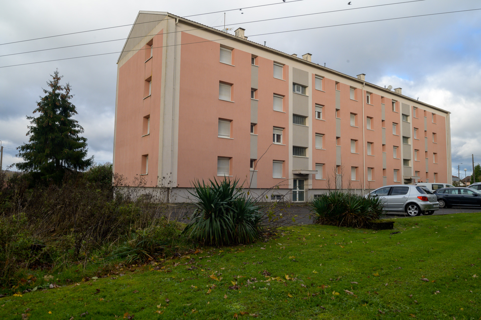 Photo décrivant le bien Idéal Investisseur: Bel Ensemble Immobilier De 16 Logements