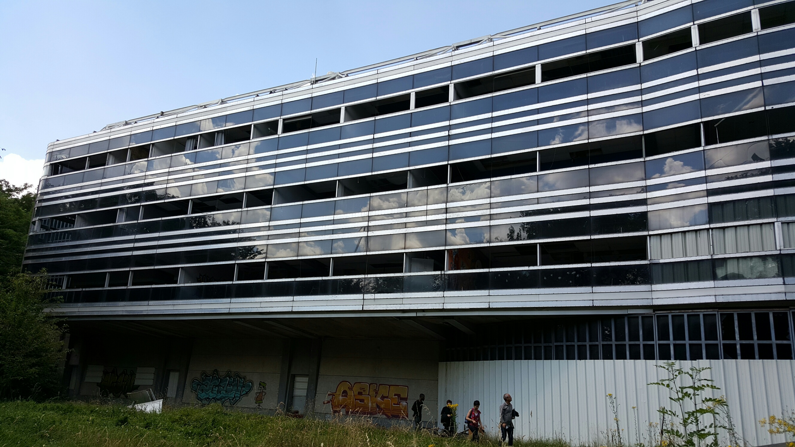 Photo décrivant le bien Cession Ensemble Immobilier Ex-école Louis Lumière