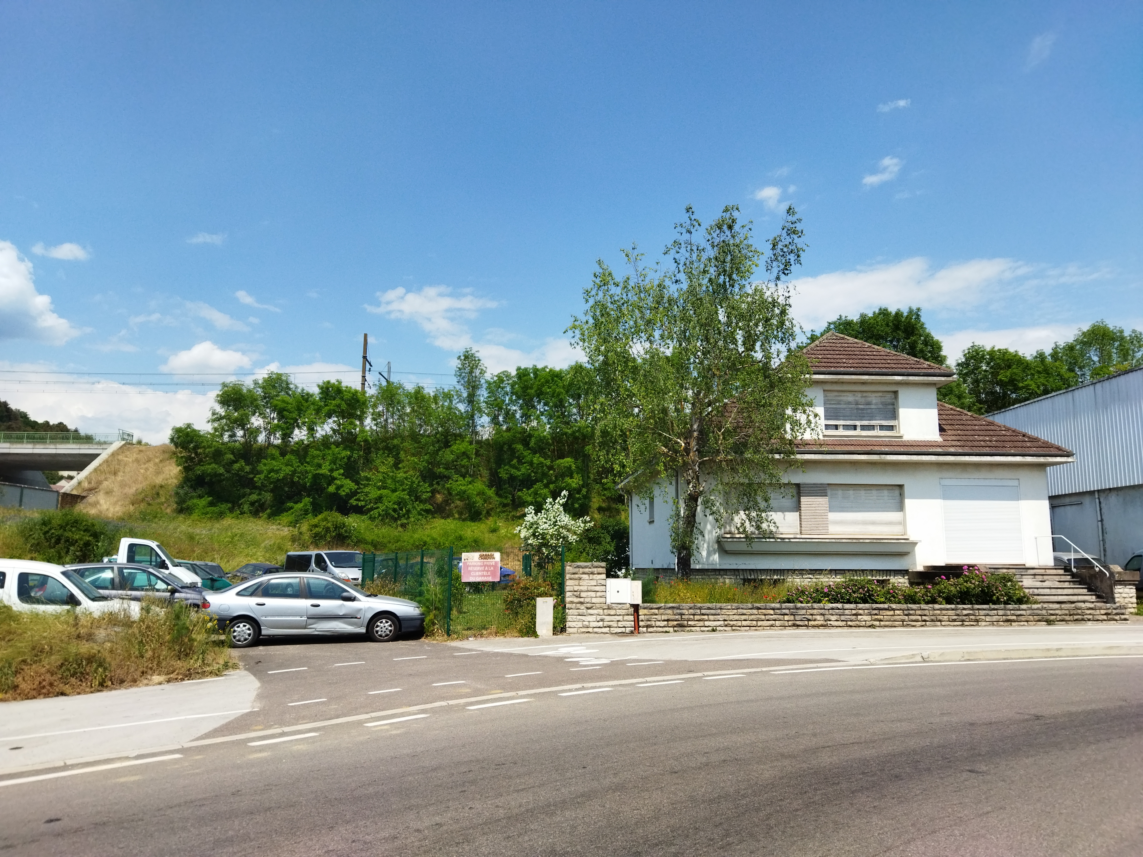 Photo décrivant le bien Cession Parcelles En Nature De Voie De Desserte Et De Stationnement