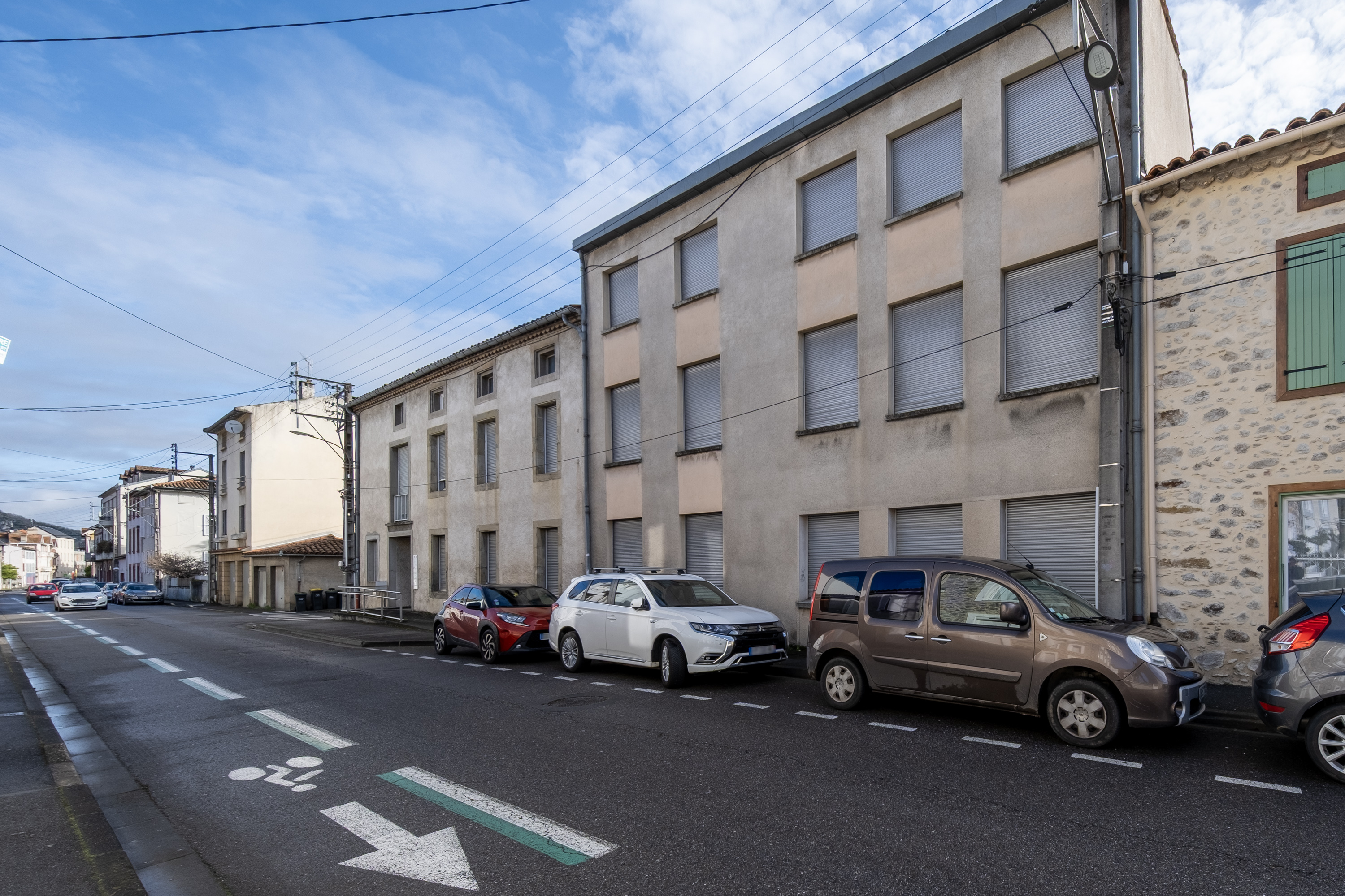 Photo décrivant le bien Cession D'un Immeuble à Usage De Bureaux Avec Parking Privatif - Centre-ville De Foix
