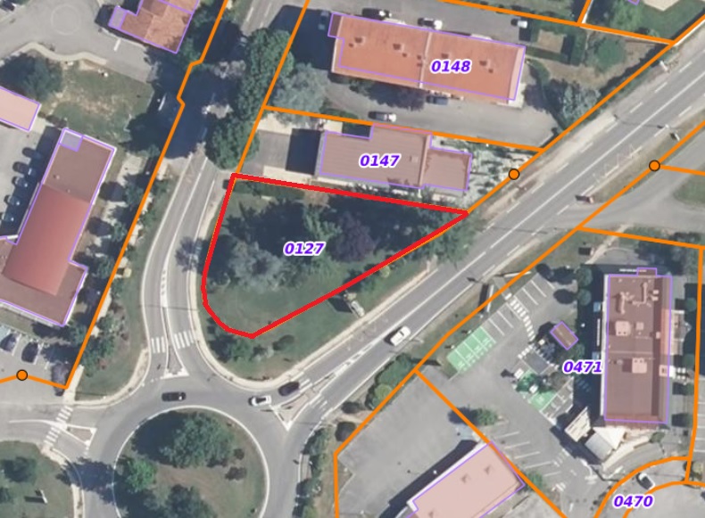 Photo décrivant le bien Terrain à Vendre Sur La Commune De Tournon-sur-rhône