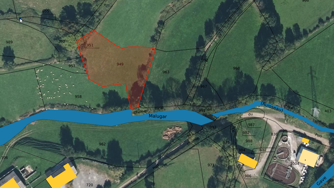 Photo décrivant le bien Parcelle En Nature De Terre à Vendre