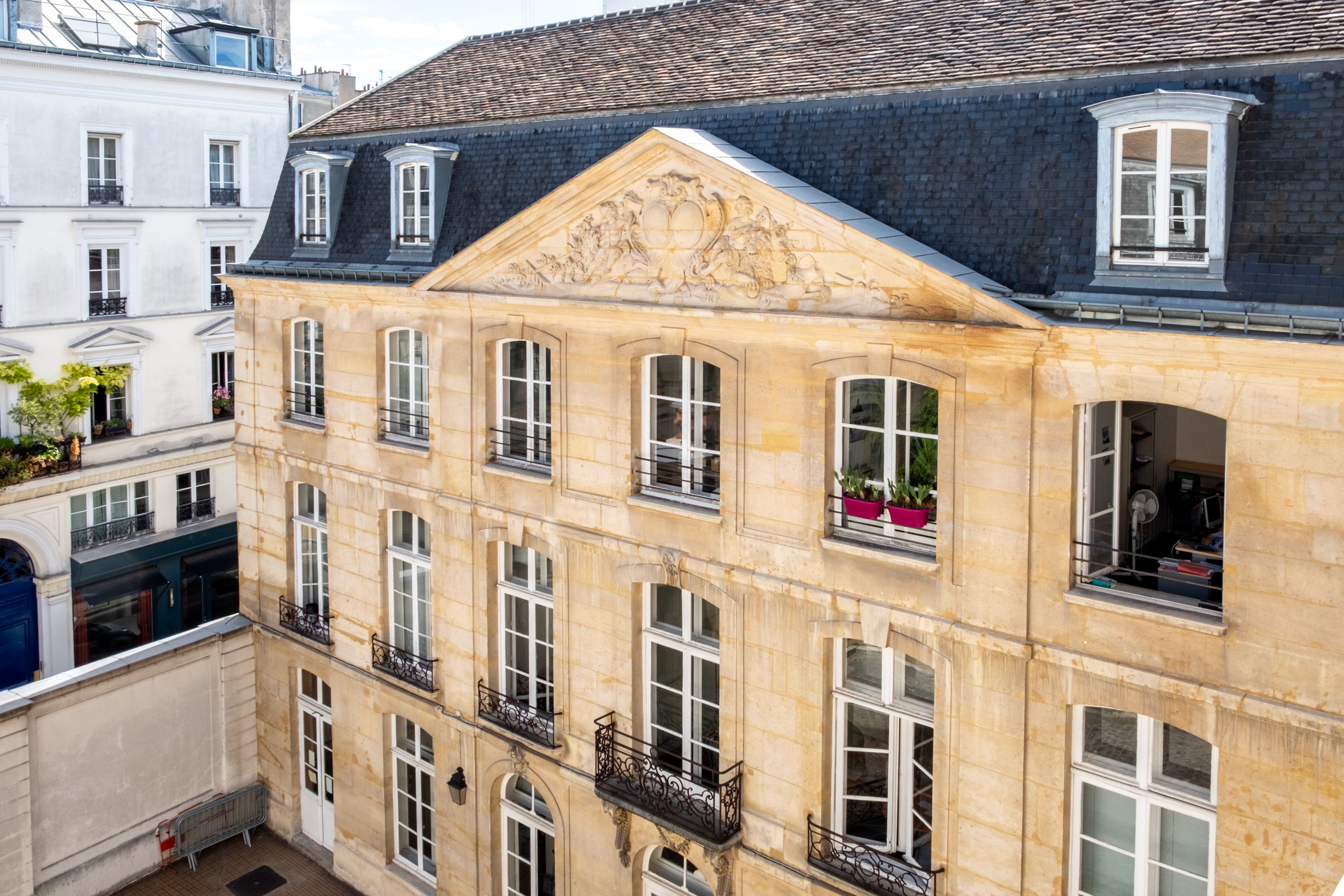 Photo décrivant le bien L'etat Vend Un Ensemble Immobilier D'exception Dans Le 3e Arrdt De Paris, 5/7 Rue De Montmorency