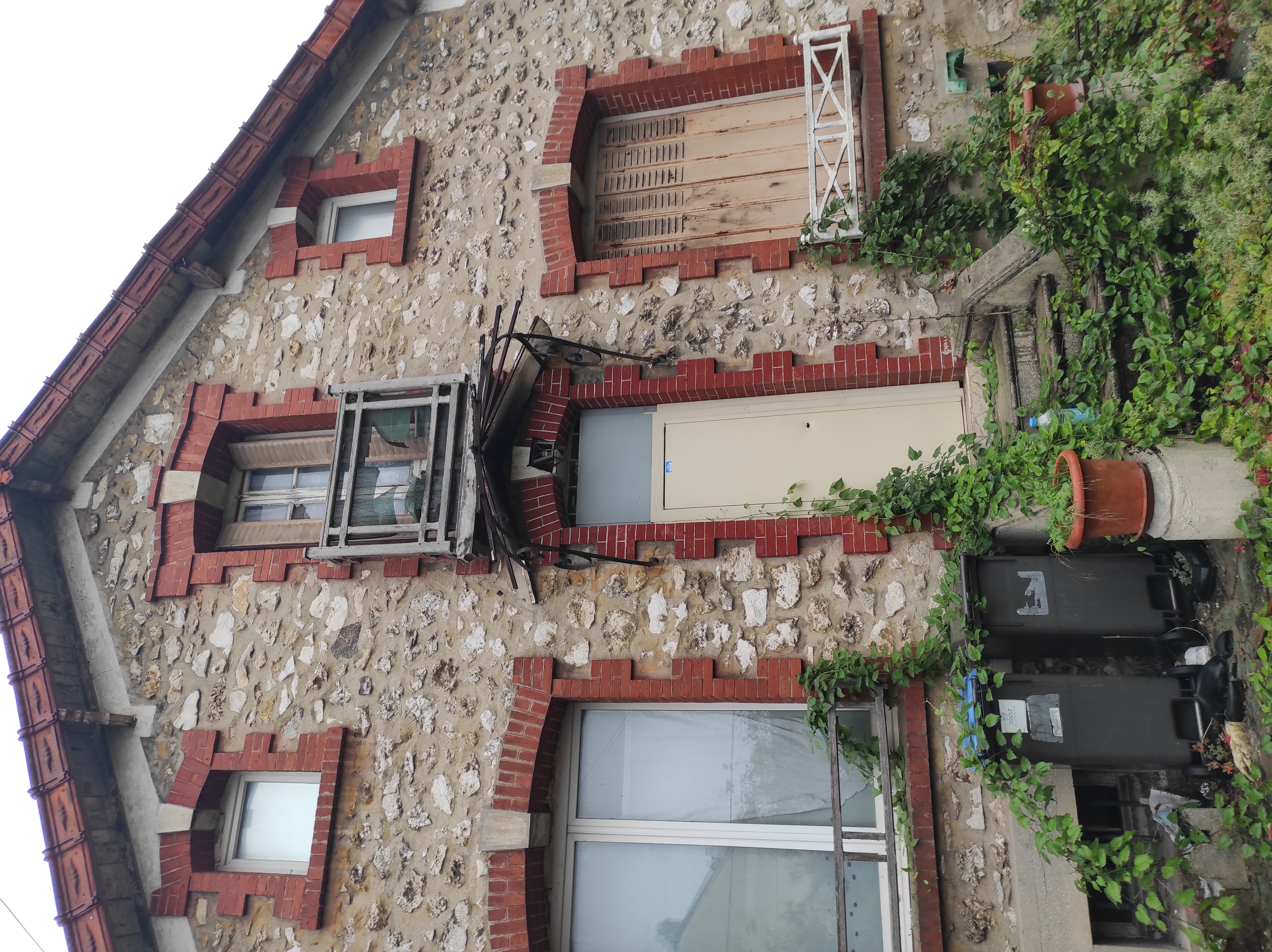 Photo décrivant le bien Appel à Candidatures Maison En Pierre Et Terrain - Noisy-le-grand