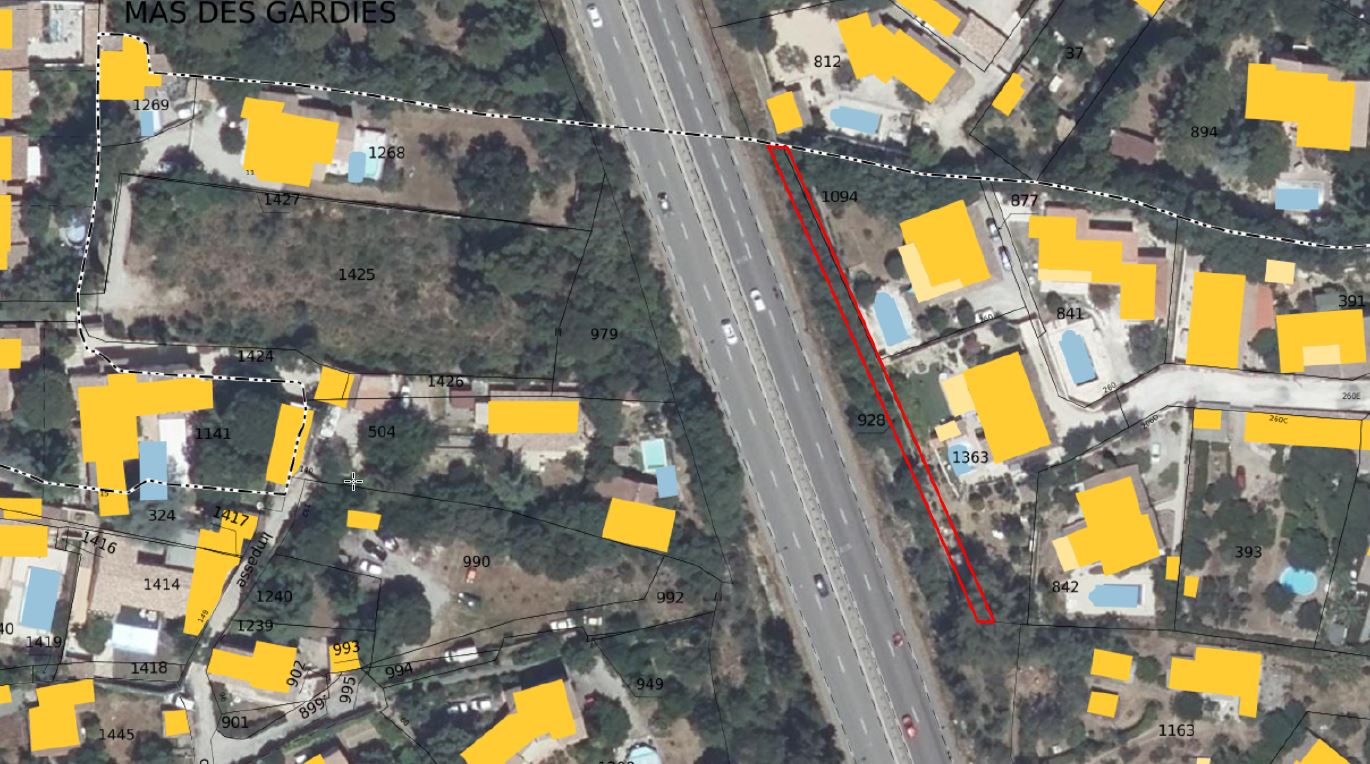 Photo décrivant le bien Vente d'une parcelle non constructible située dans la Commune de Nîmes