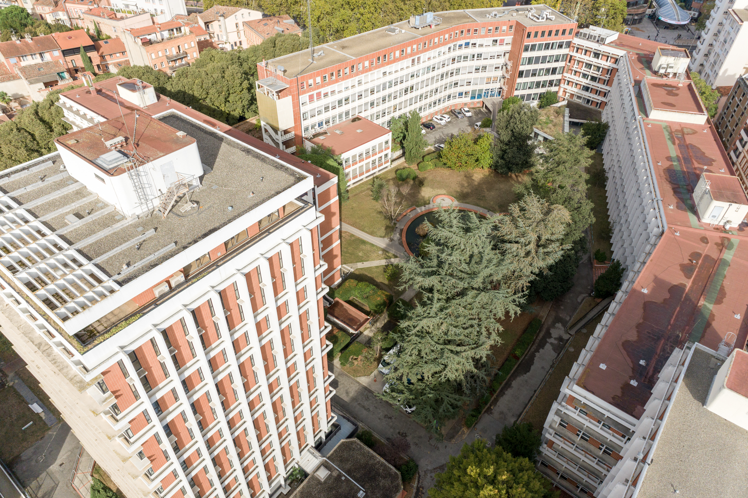 Photo décrivant le bien Cité Administrative De Toulouse