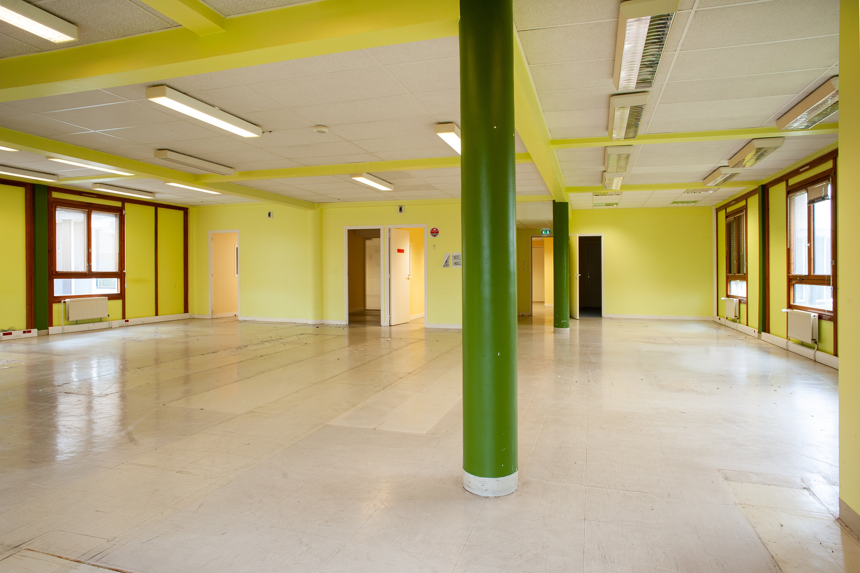 Photo décrivant le bien Ensemble Immobilier à Usage De Bureaux à Paimpol