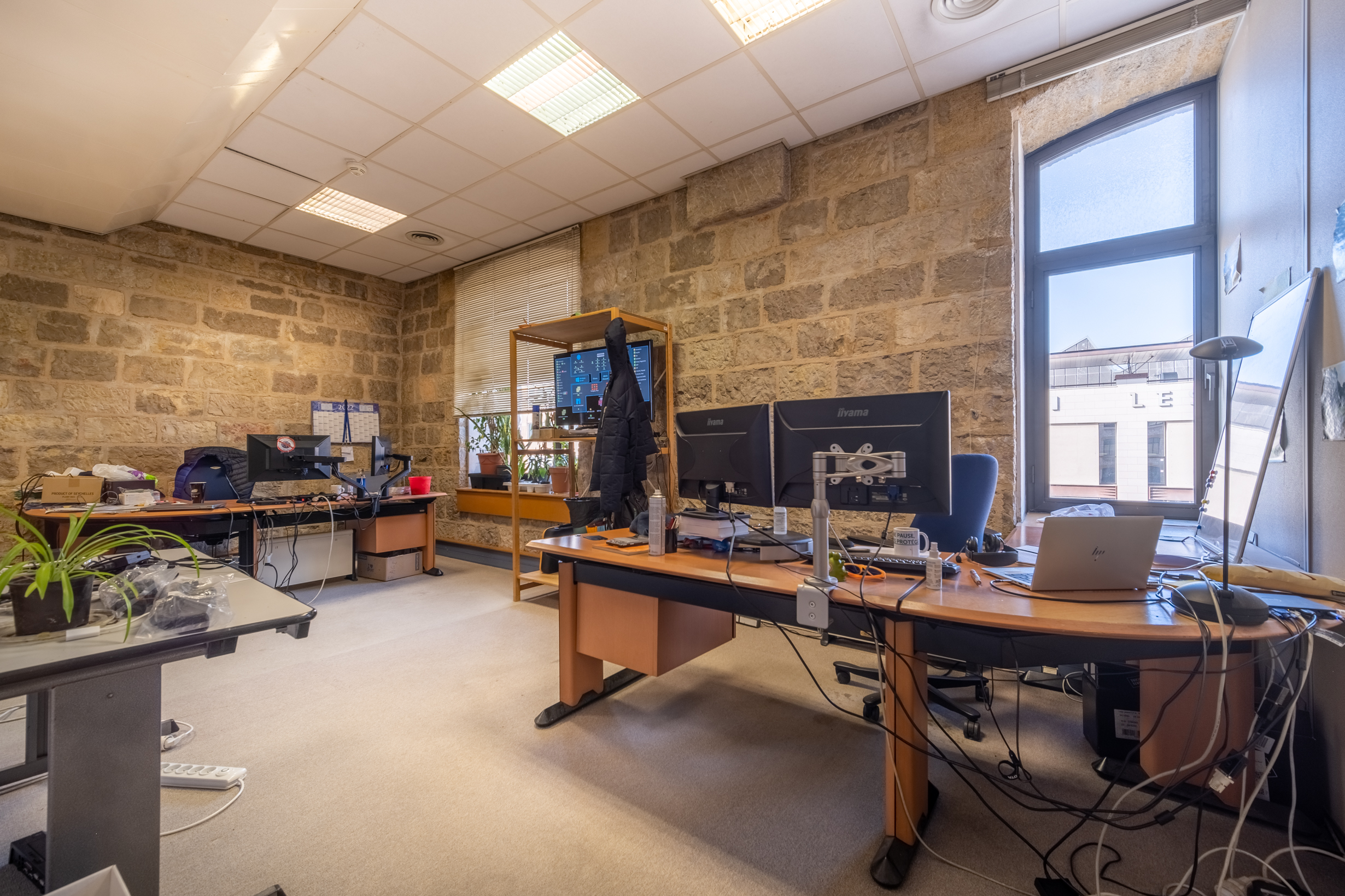 Photo décrivant le bien Bureaux En Copropriété Place De La Joliette à Marseille 2ème