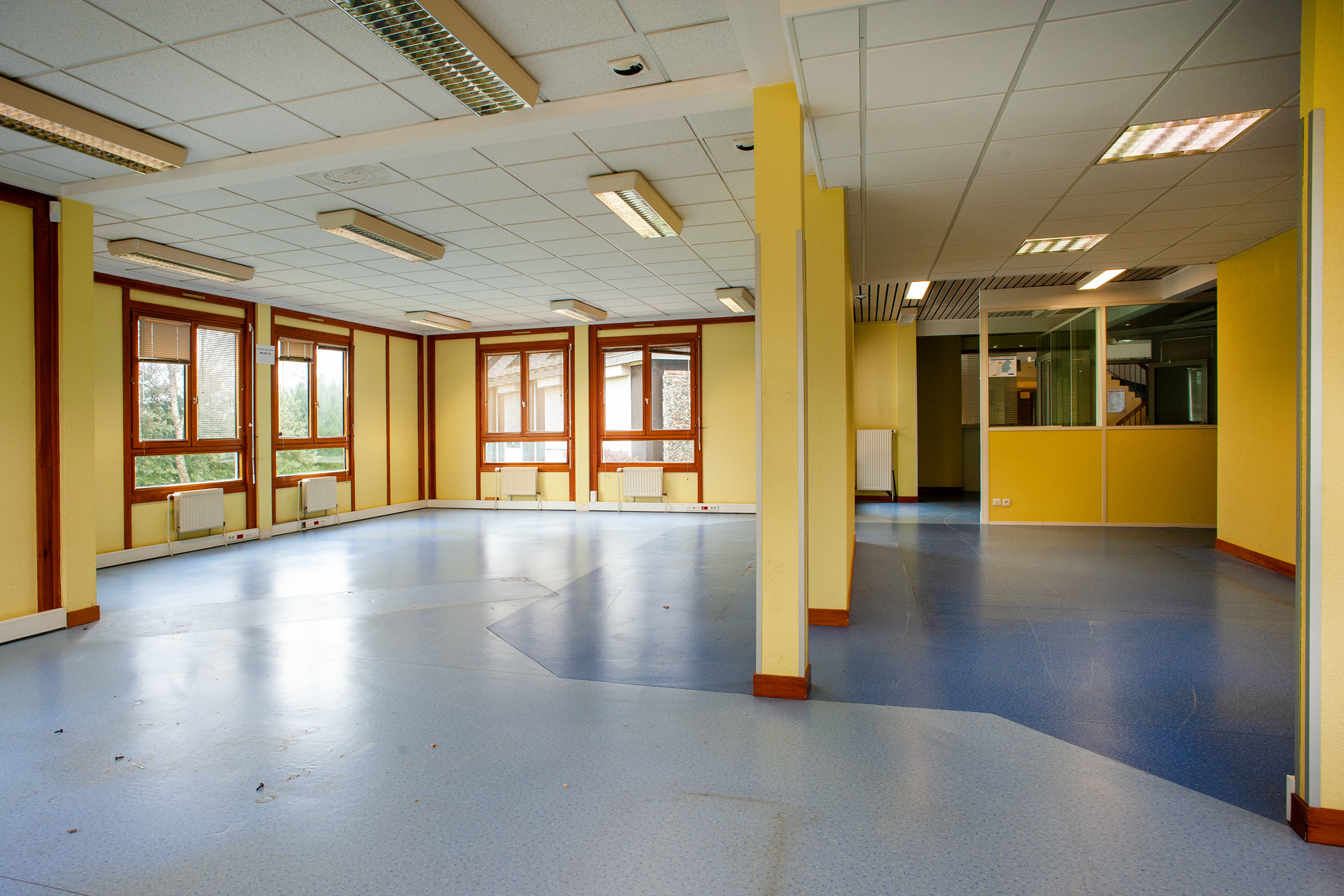 Photo décrivant le bien Ensemble Immobilier à Usage De Bureaux à Paimpol