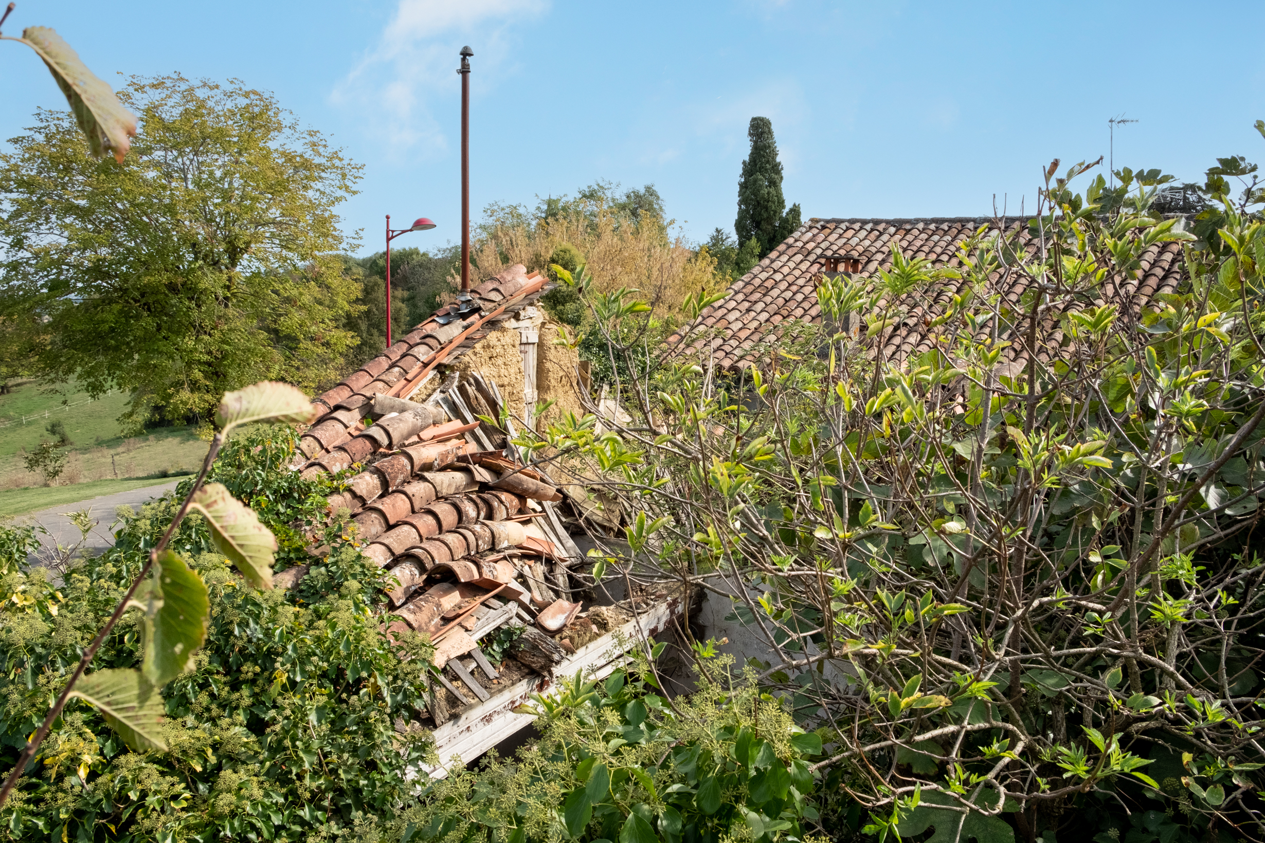 Photo décrivant le bien Maison En Ruine à Petit Prix.