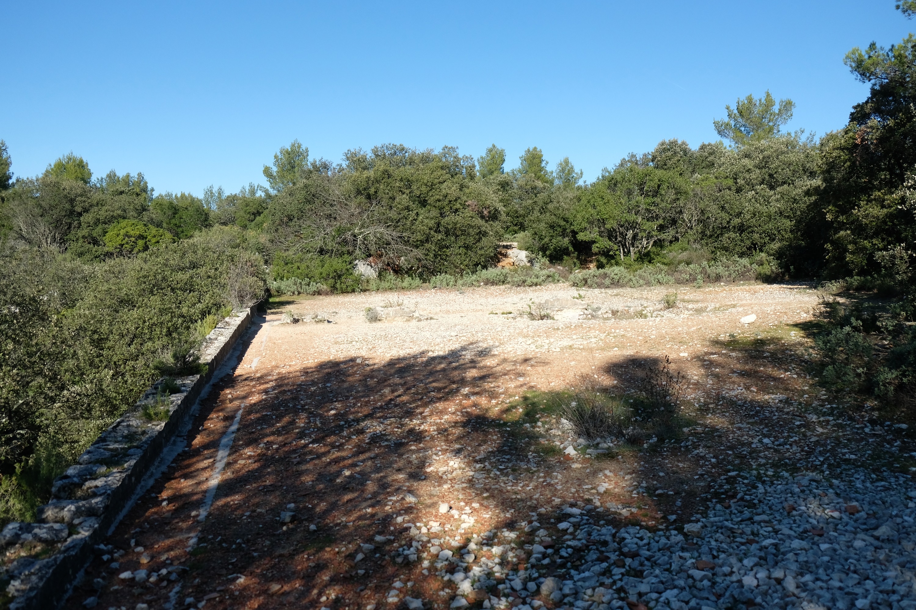 Photo décrivant le bien Terrain Naturel Avec Ancien Ouvrage Militaire