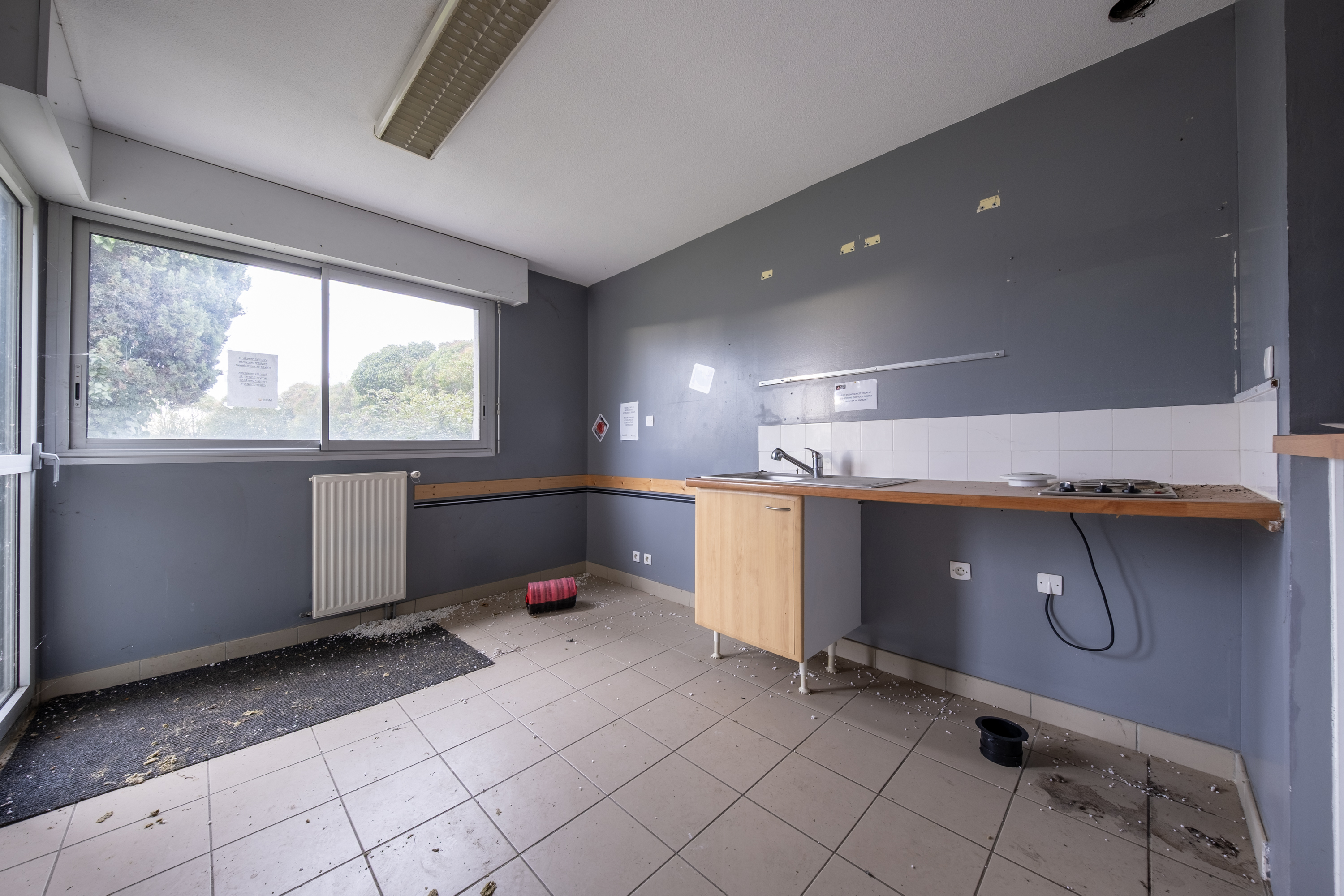 Photo décrivant le bien Cession De Deux Anciens Logements De Fonction - Carbonne (31)