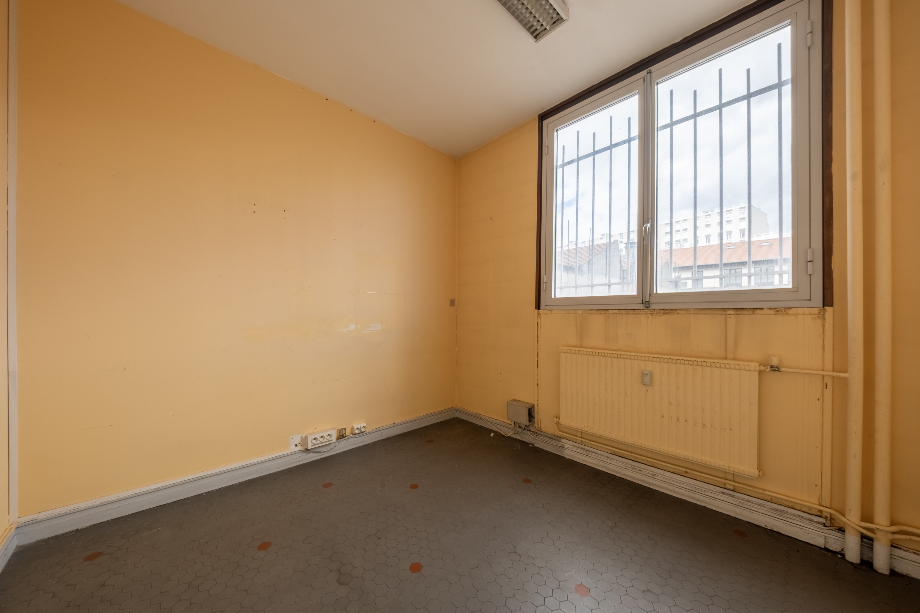 Photo décrivant le bien Vente Bureaux De 135 M²