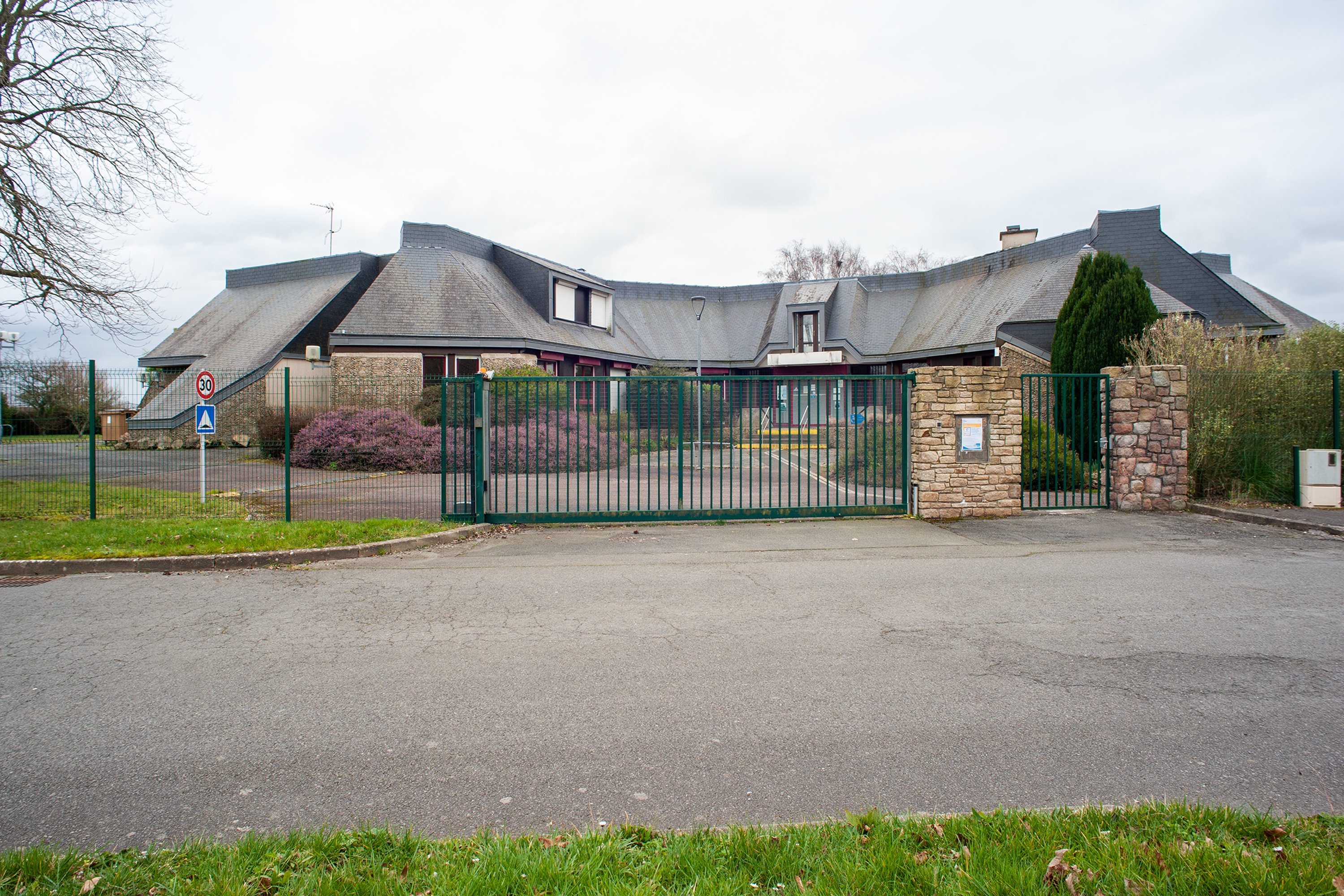 Photo décrivant le bien Ensemble Immobilier à Usage De Bureaux à Paimpol