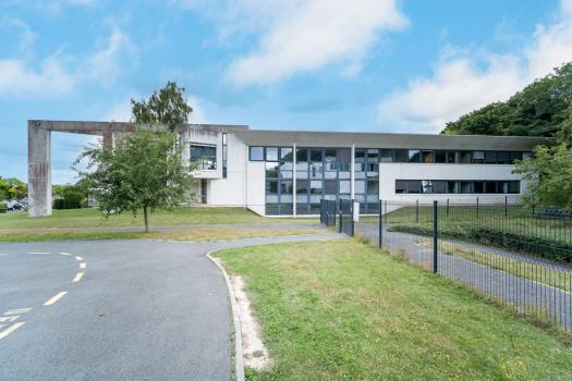 Photo décrivant le bien Immeuble De Bureaux-2567 M²-amiens(80)