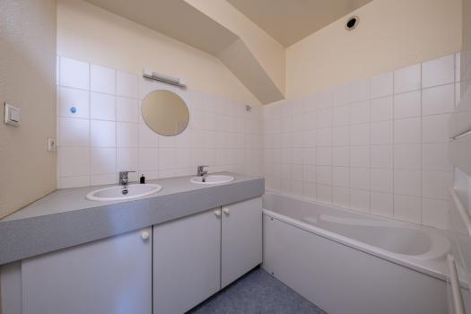 Photo décrivant le bien Immeuble Mixte Grande Rue à Aigueperse