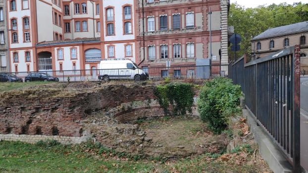 Photo décrivant le bien Toulouse (31) Terrain Nu Constructible Situé Au Cœur Du Centre Historique 2-4 Rue Sainte Anne