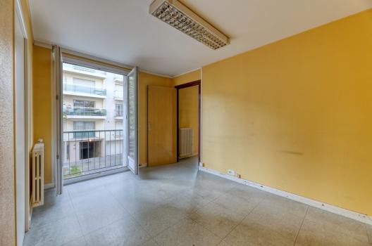Photo décrivant le bien Locaux à Usage De Bureaux