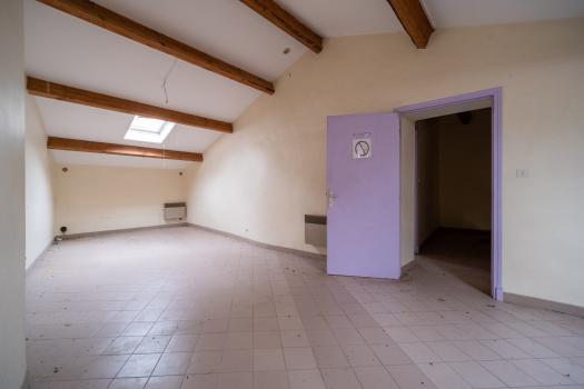 Photo décrivant le bien Cession D'une Ancienne Maison Forestière - Roqueredonde (34)