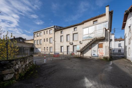 Photo décrivant le bien Cession D'un Immeuble à Usage De Bureaux Avec Parking Privatif - Centre-ville De Foix