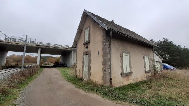 Photo décrivant le bien Maison Garde Barrière à Ruynes En Margeride