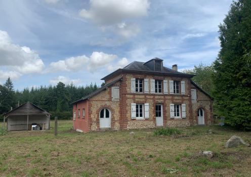 Photo décrivant le bien Maison Forestière De 6 Pièces 110 M2