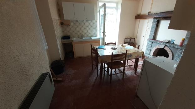Photo décrivant le bien Maison Garde Barrière à Ruynes En Margeride