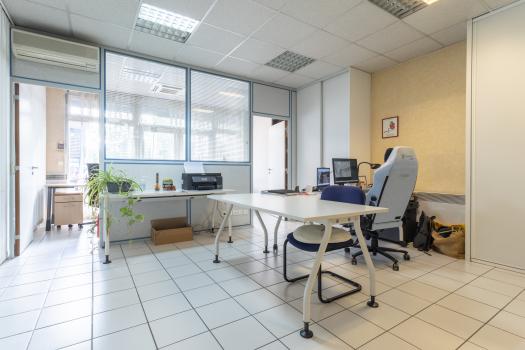 Photo décrivant le bien Vente Locaux De Bureaux à Annecy
