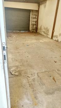 Photo décrivant le bien Maison D'habitation à Vendre, Avec Garage Et Jardin, Proche Du Jardin Des Plantes
